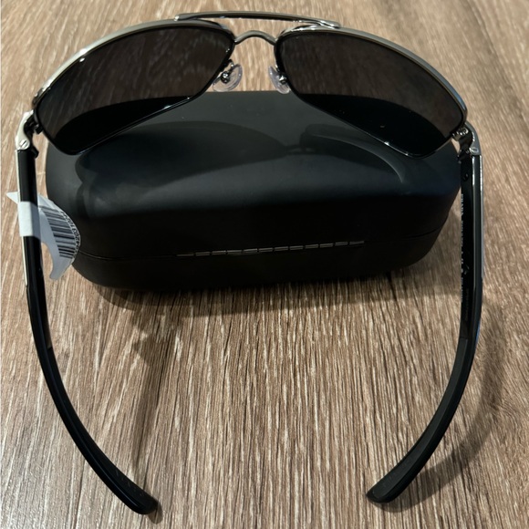 Prada Linea Rossa sunglasses - Picture 3 of 11